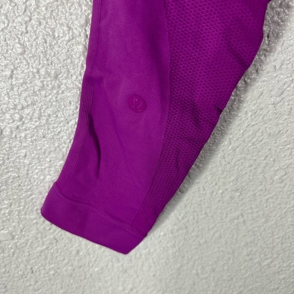 Lululemon Zone In Crop Tight Tender Violet Size 4 - Picture 3 of 6